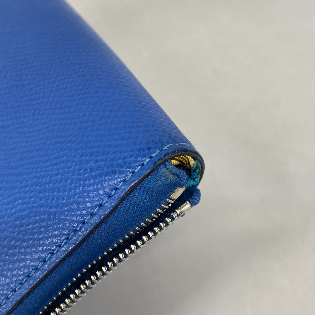 【6ie6716】エルメス 長財布 アザップロングシルクイン ヴォーエプソン ブルーザンジバル シルバー金具 □Q刻印【中古】メンズ レディース ユニセックス