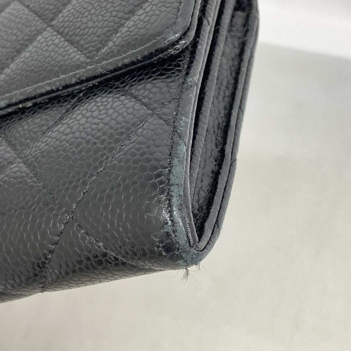 【6ie6727】シャネル 長財布 マトラッセ キャビアスキン ブラック ゴールド金具【中古】レディース