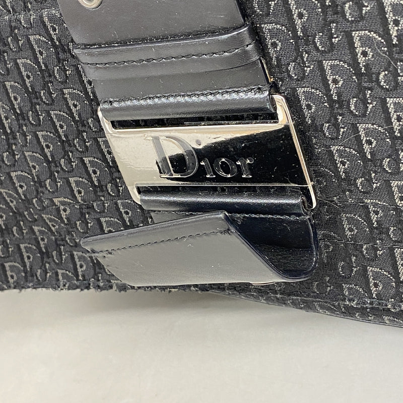 【6ie6739】クリスチャンディオール ショルダーバッグ トロッター ナイロンキャンバス ブラック シルバー金具【中古】レディース