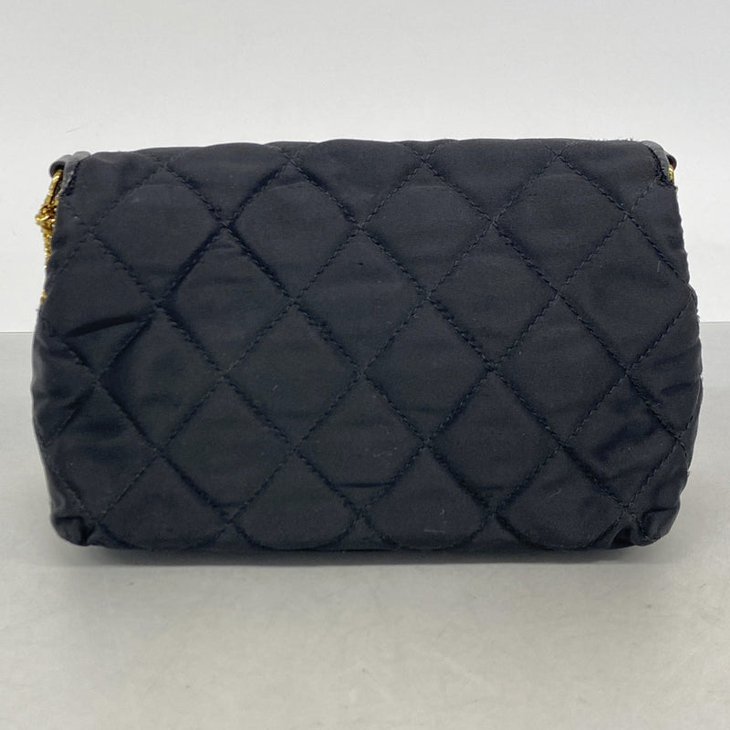 【6ie6755】シャネル ショルダーバッグ マトラッセ チェーンショルダー ナイロン ブラック ゴールド金具【中古】レディース