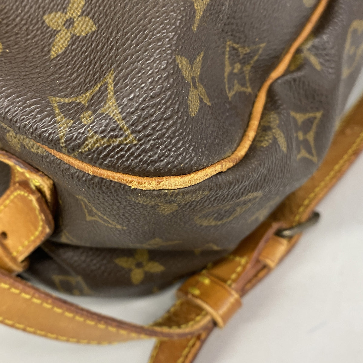 【6ie6772】ルイヴィトン ショルダーバッグ モノグラム ソミュール35 M42254 ブラウン【中古】レディース