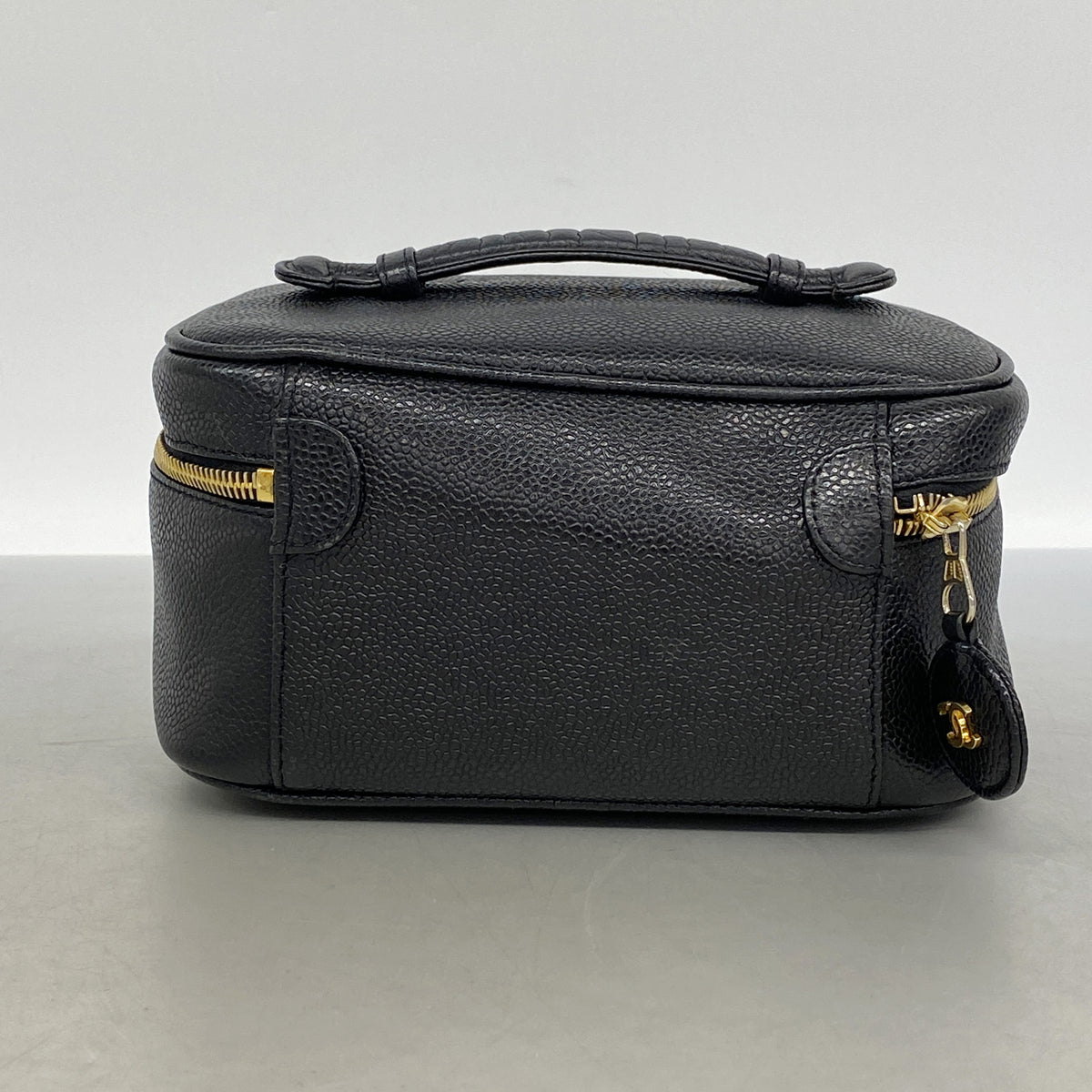 【6ie6833】シャネル バニティバッグ キャビアスキン ブラック ゴールド金具【中古】レディース