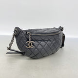 【6ie6834】シャネル ウエストバッグ マトラッセ ラムスキン ブラック シルバー金具【中古】レディース