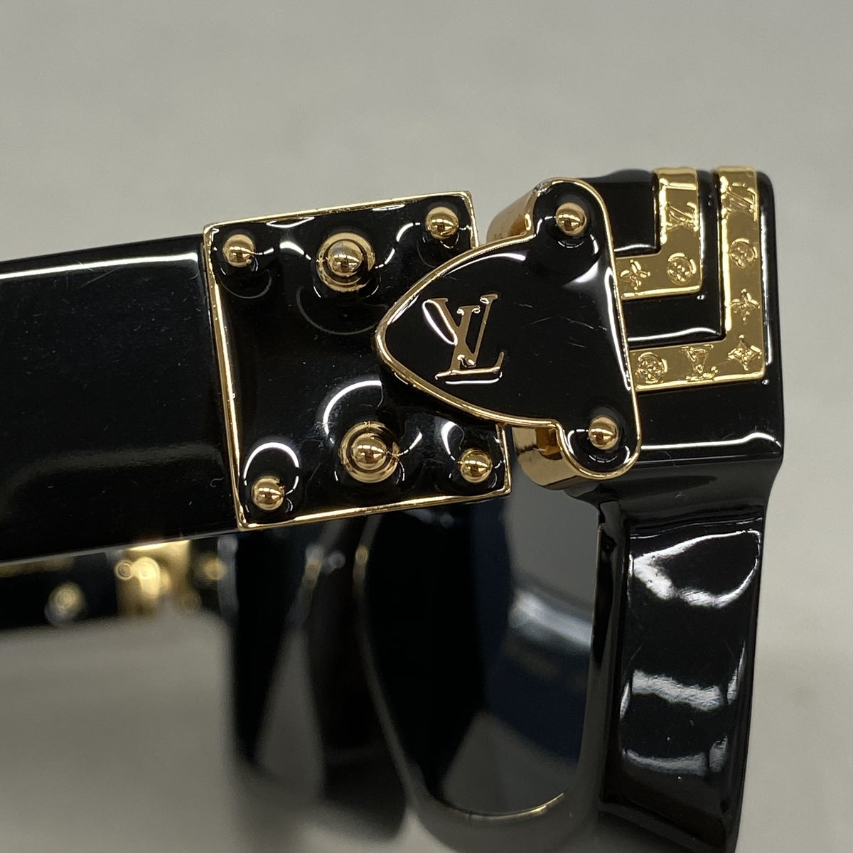 【6ie6848】ルイヴィトン サングラス 1.1ミリオネア Z1165E ブラック【中古】メンズ レディース ユニセックス