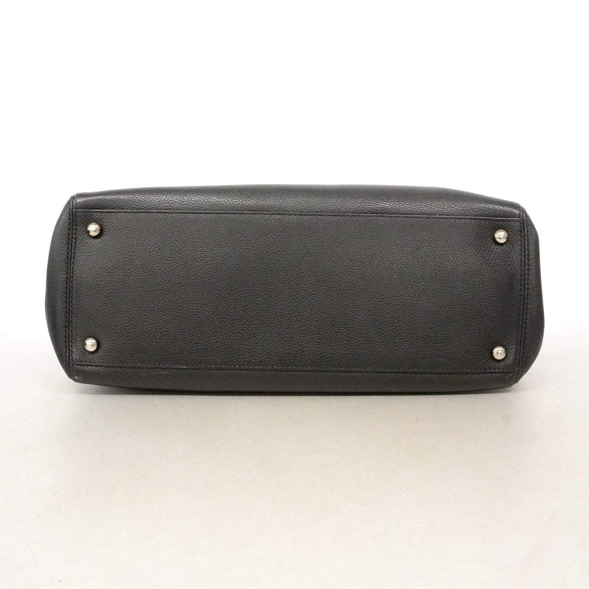 【6ie6852】シャネル トートバッグ エグゼクティブ キャビアスキン ブラック シルバー金具【中古】レディース