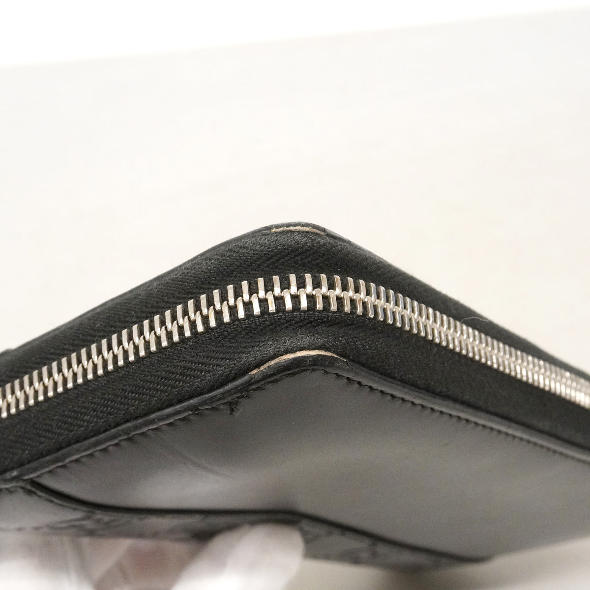 【6ie6853】グッチ 長財布 グッチシマ 408839 レザー ブラック シルバー金具【中古】レディース