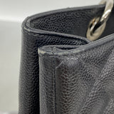 【6ie6872】シャネル チェーントート マトラッセ キャビアスキン ブラック シルバー金具【中古】レディース