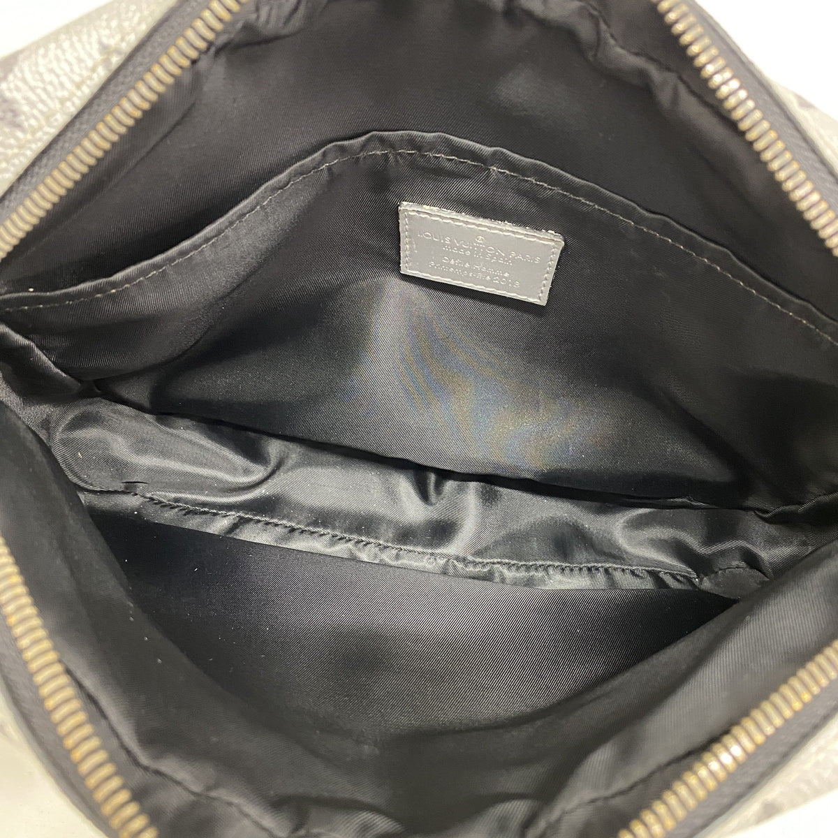【6ie6936】ルイヴィトン ショルダーバッグ モノグラム・リフレクト メッセンジャーPM M43859 シルバー【中古】メンズ