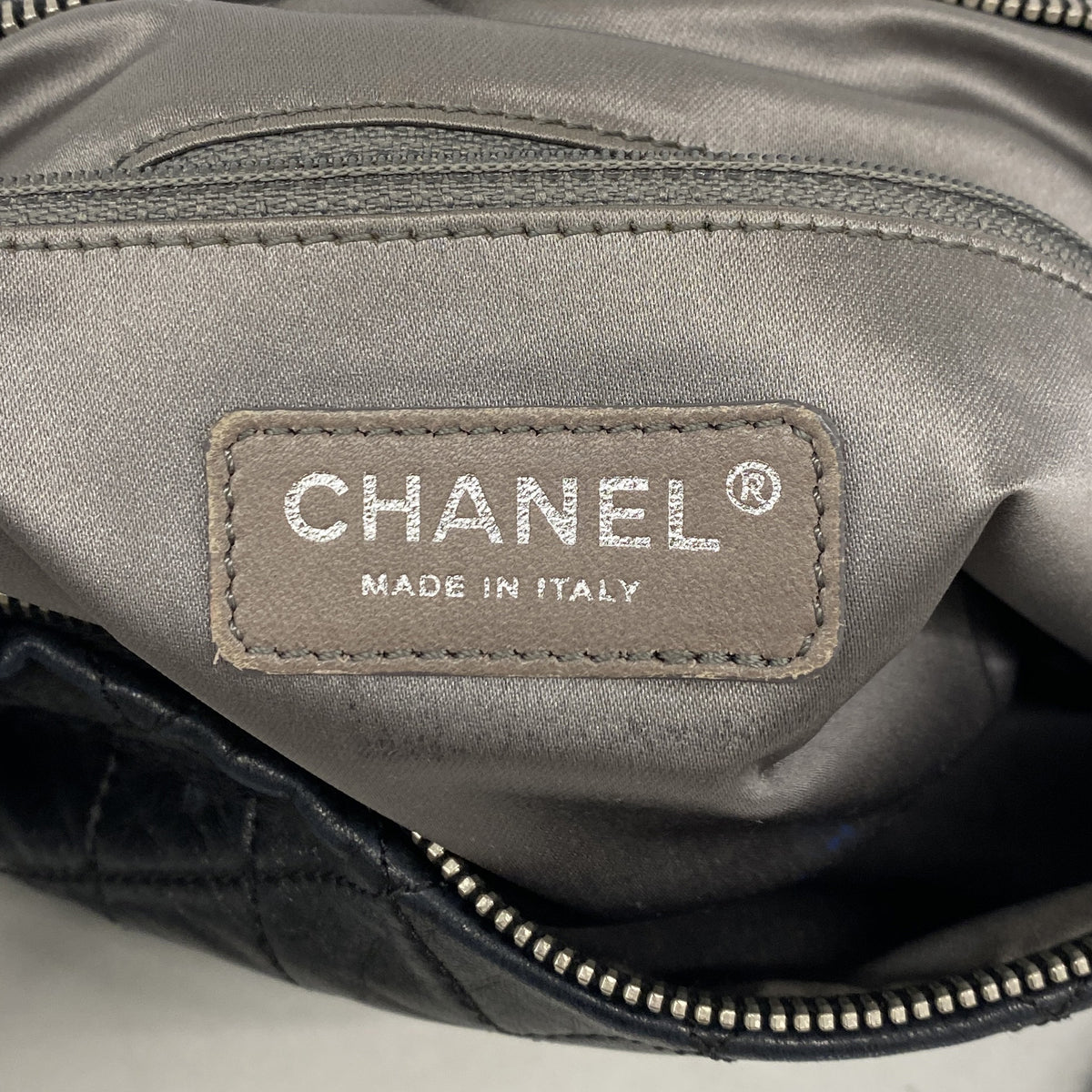 【6ie6942】シャネル ショルダーバッグ マトラッセ ラムスキン ブラック シルバー金具【中古】レディース