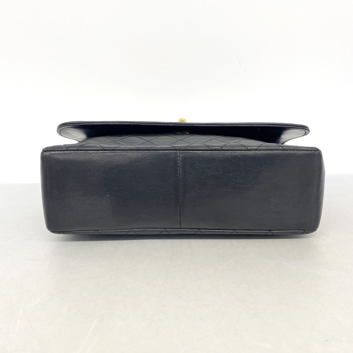 【6ie6959】シャネル ショルダーバッグ マトラッセ チェーンショルダー ラムスキン ブラック ゴールド金具【中古】レディース
