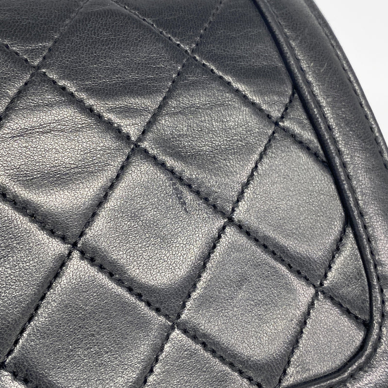 【6ie6959】シャネル ショルダーバッグ マトラッセ チェーンショルダー ラムスキン ブラック ゴールド金具【中古】レディース