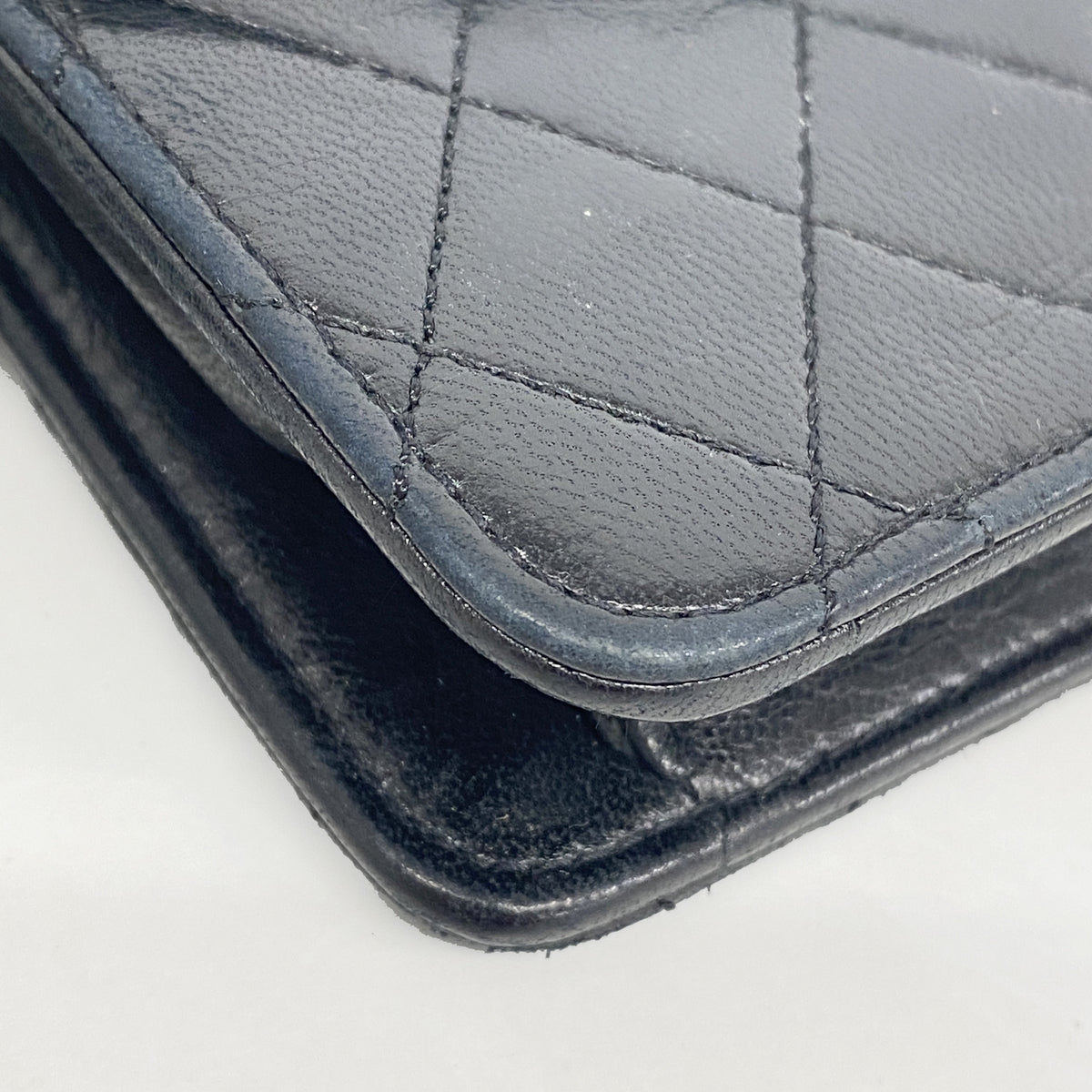 【6ie6960】シャネル ウエストバッグ マトラッセ ラムスキン ブラック ゴールド金具【中古】レディース