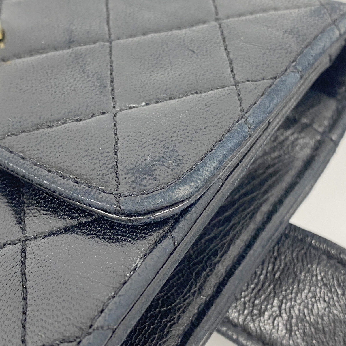 【6ie6960】シャネル ウエストバッグ マトラッセ ラムスキン ブラック ゴールド金具【中古】レディース
