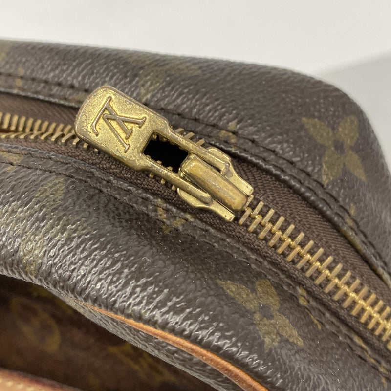 【6ie6982】ルイヴィトン クラッチバッグ モノグラム コンピエーニュ28 M51845 ブラウン【中古】メンズ