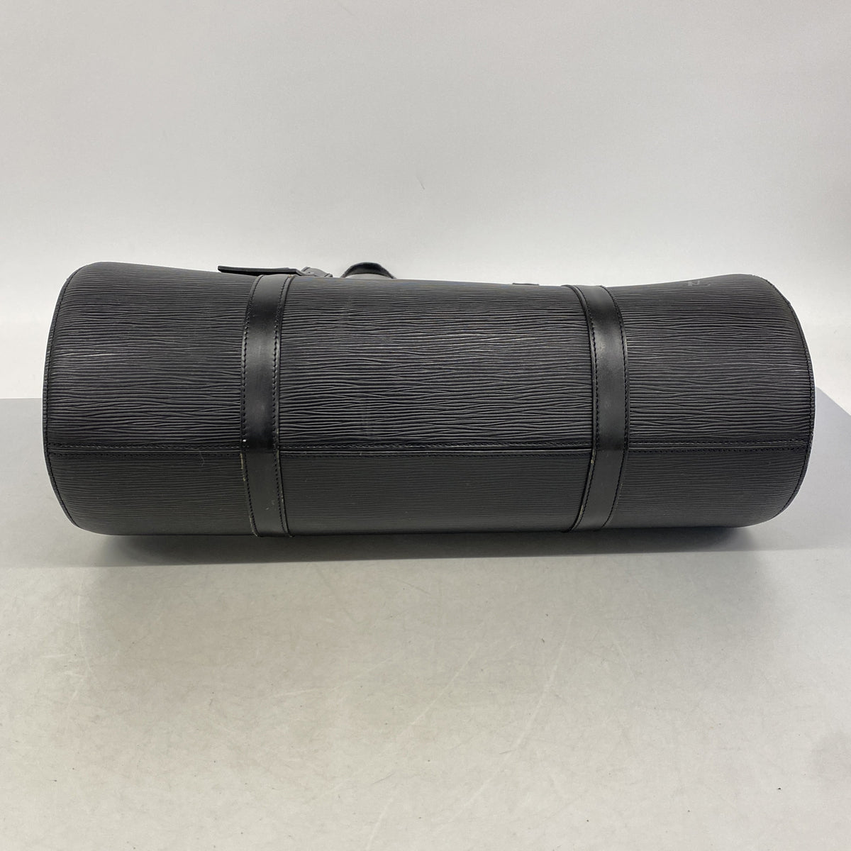 【6ie6984】ルイヴィトン ショルダーバッグ エピ ソルフェリーノ45 M42862 ノワール【中古】メンズ レディース ユニセックス