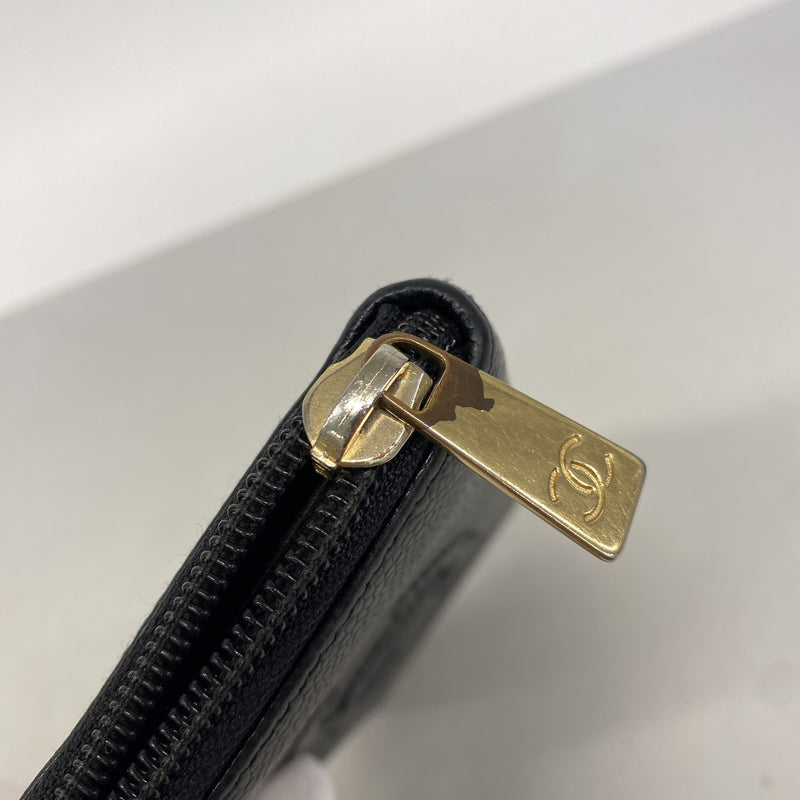 【6ie6987】シャネル 長財布 キャビアスキン ブラック ゴールド金具【中古】レディース
