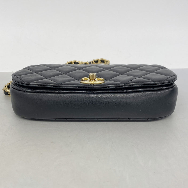 【6ie6988】シャネル ショルダーバッグ マトラッセ チェーンショルダー ラムスキン ブラック ゴールド金具【中古】レディース