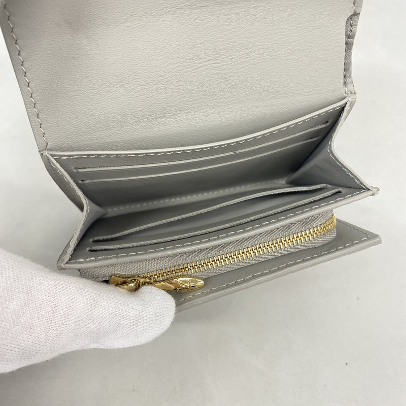 【6ie6996】ルイヴィトン 財布 トリヨン ポルトフォイユカプシーヌタイニー M12406 フリントグレー【中古】レディース