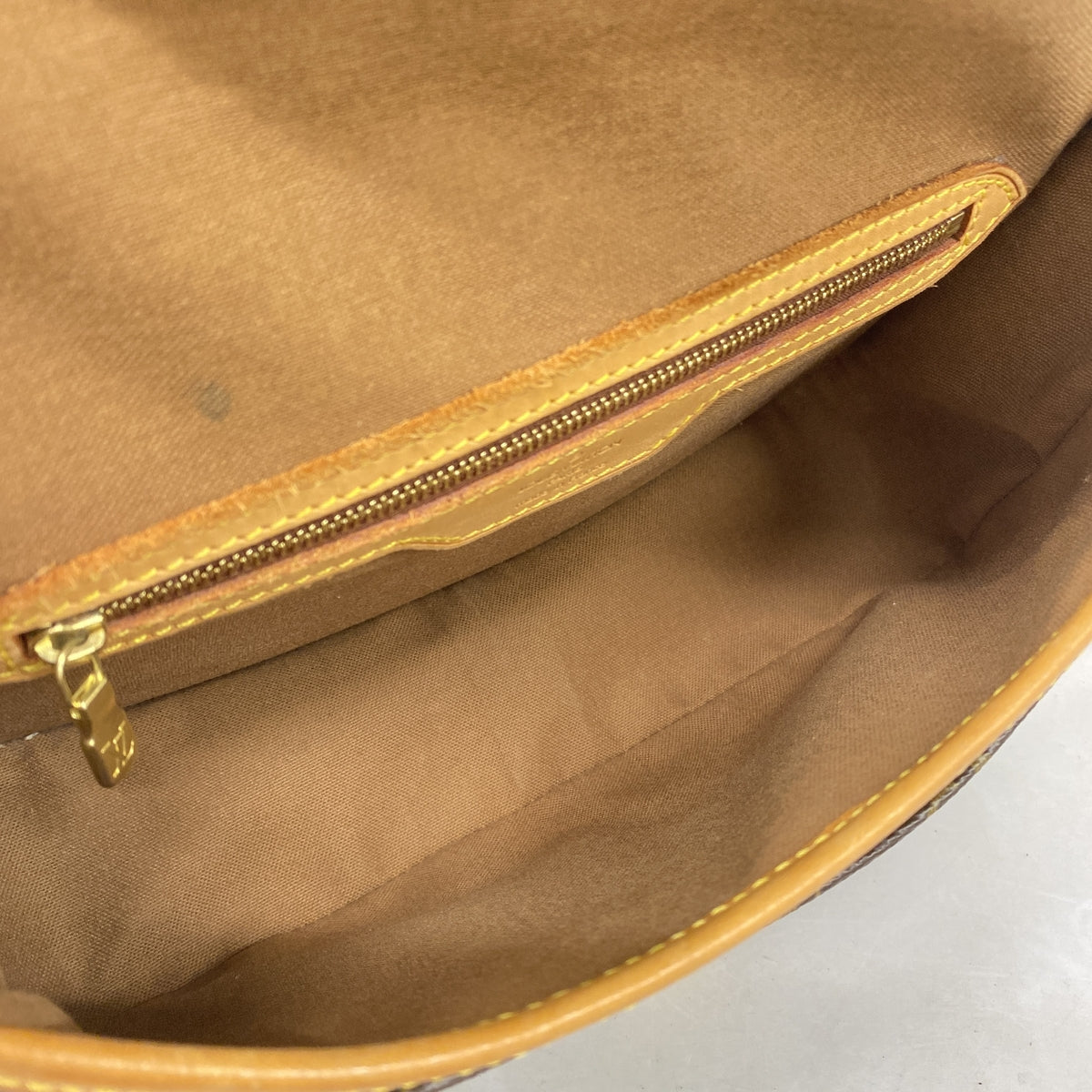 【6ie7003】ルイヴィトン ショルダーバッグ モノグラム ソローニュ M42250 ブラウン【中古】レディース