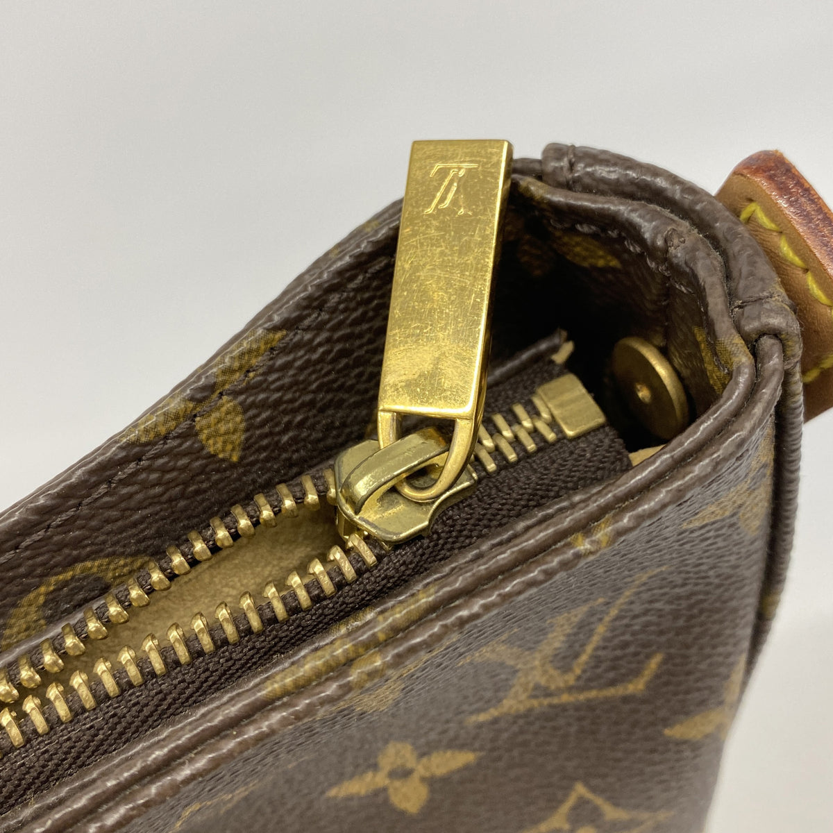 【6ie7012-h】ルイヴィトン ショルダーバッグ モノグラム ルーピングGM M51145 ブラウン【中古】レディース