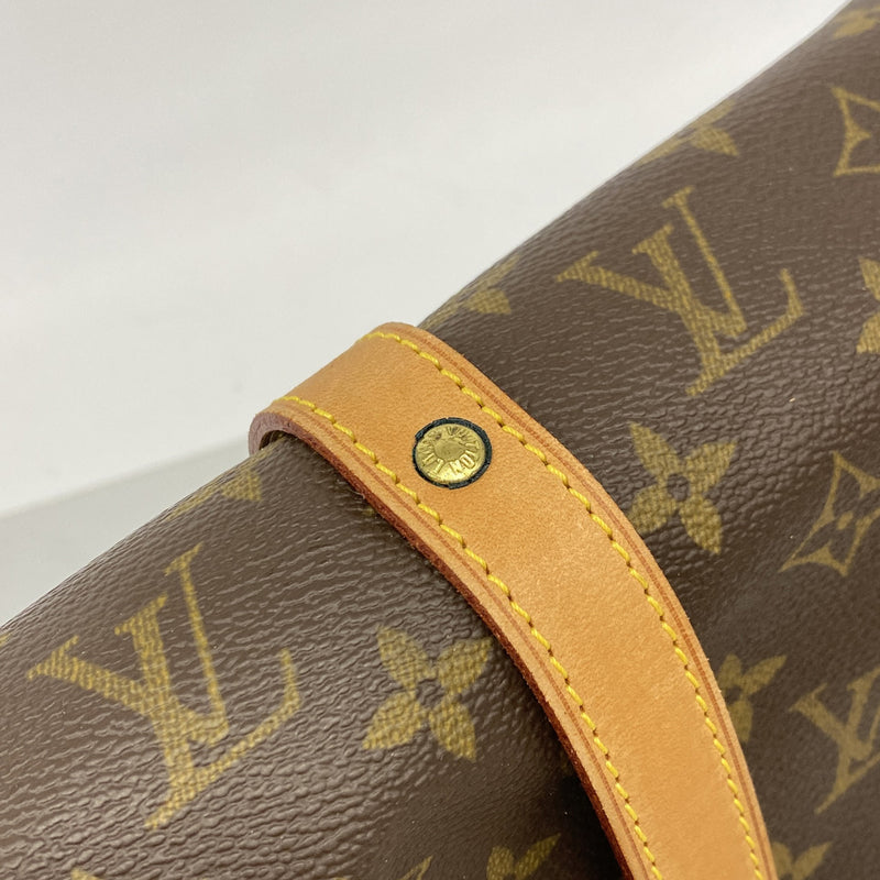 【6ie7013-h】ルイヴィトン ショルダーバッグ モノグラム ソミュール30 M42256 ブラウン【中古】レディース