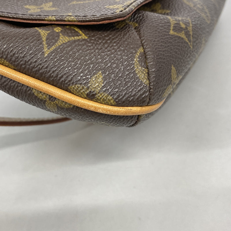 【6ie7014-h】ルイヴィトン ショルダーバッグ モノグラム ミュゼットタンゴショートストラップ M51257 ブラウン【中古】レディース