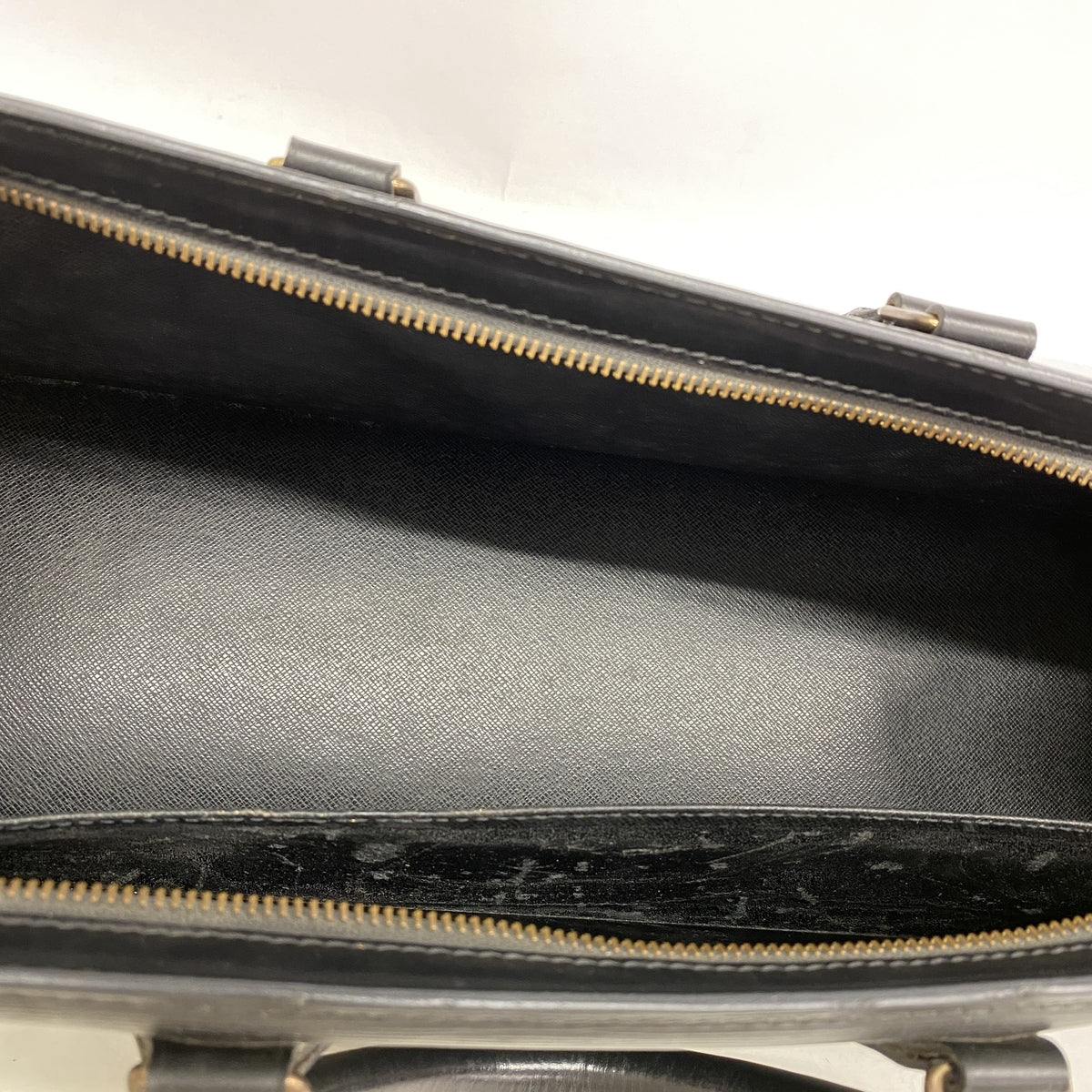 【6ie7045】ルイヴィトン ハンドバッグ エピ サックトリアングル M52092 ノワール【中古】レディース