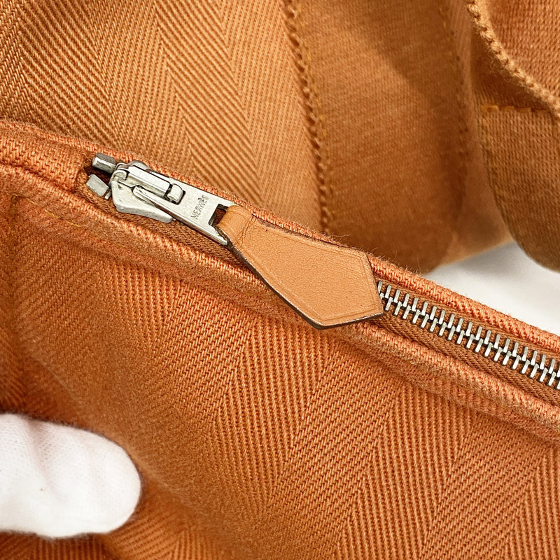 【6ie7081】エルメス トートバッグ ヴァルパライソPM トワルシェブロン オレンジ シルバー金具 □J刻印【中古】レディース