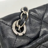 【6ie7083】シャネル ショルダーバッグ マトラッセ チェーンショルダー キャビアスキン ブラック シルバー金具【中古】レディース