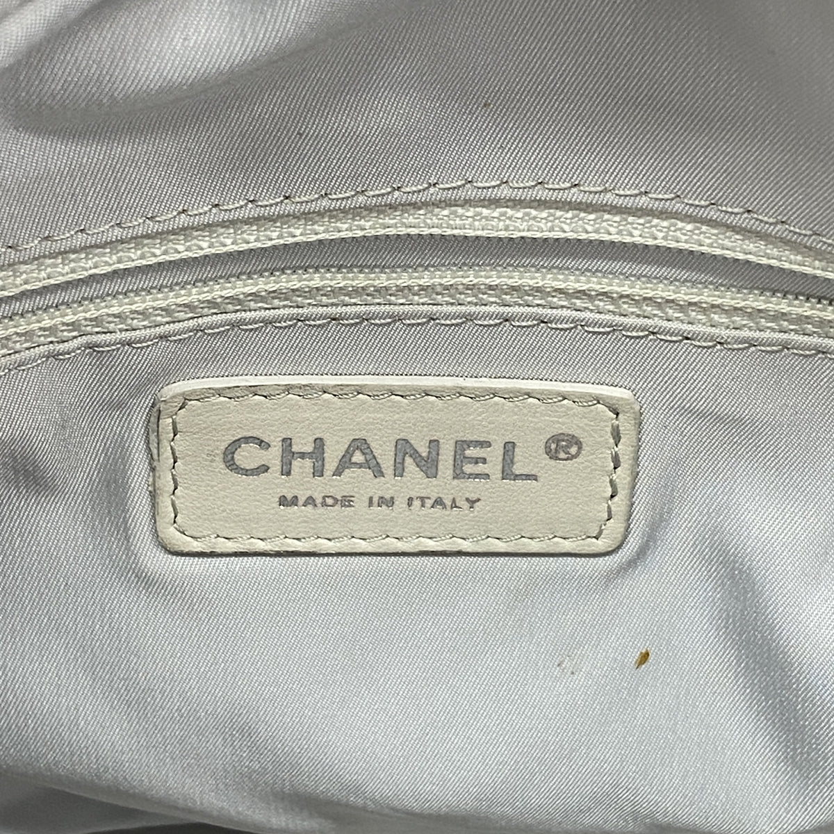【6ie7092】シャネル トートバッグ パリビアリッツ キャンバス シルバー アイボリー シルバー金具【中古】レディース