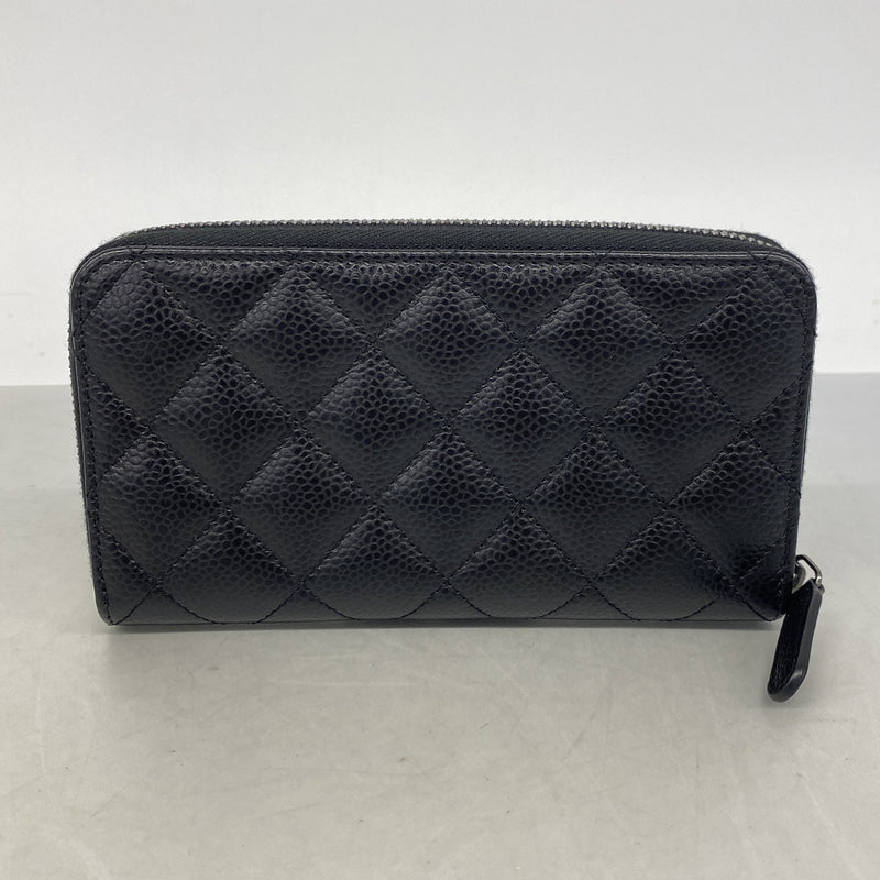【6ie7110】シャネル 財布 マトラッセ キャビアスキン ブラック シルバー金具【中古】レディース