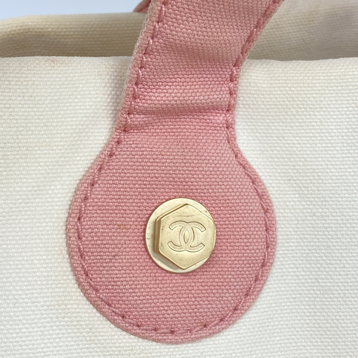 【6ie7120】シャネル ハンドバッグ マシュマロ キャンバス ホワイト ピンク ゴールド金具【中古】レディース