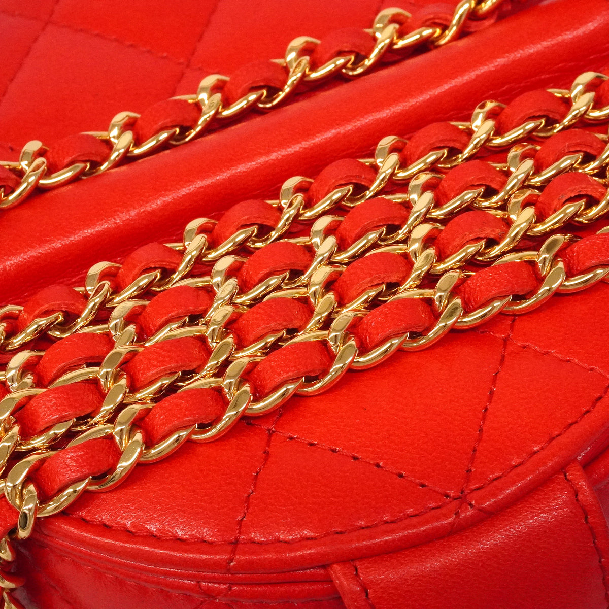 【6ie7136】シャネル バニティバッグ マトラッセ チェーンショルダー ラムスキン レッド ゴールド金具【中古】レディース
