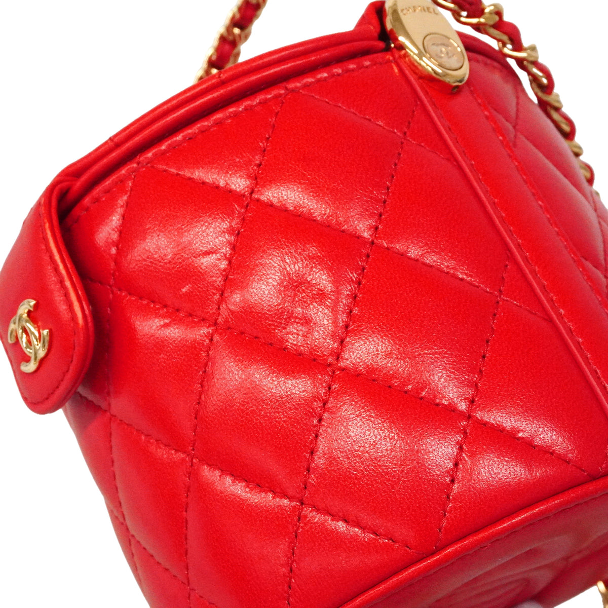 【6ie7136】シャネル バニティバッグ マトラッセ チェーンショルダー ラムスキン レッド ゴールド金具【中古】レディース