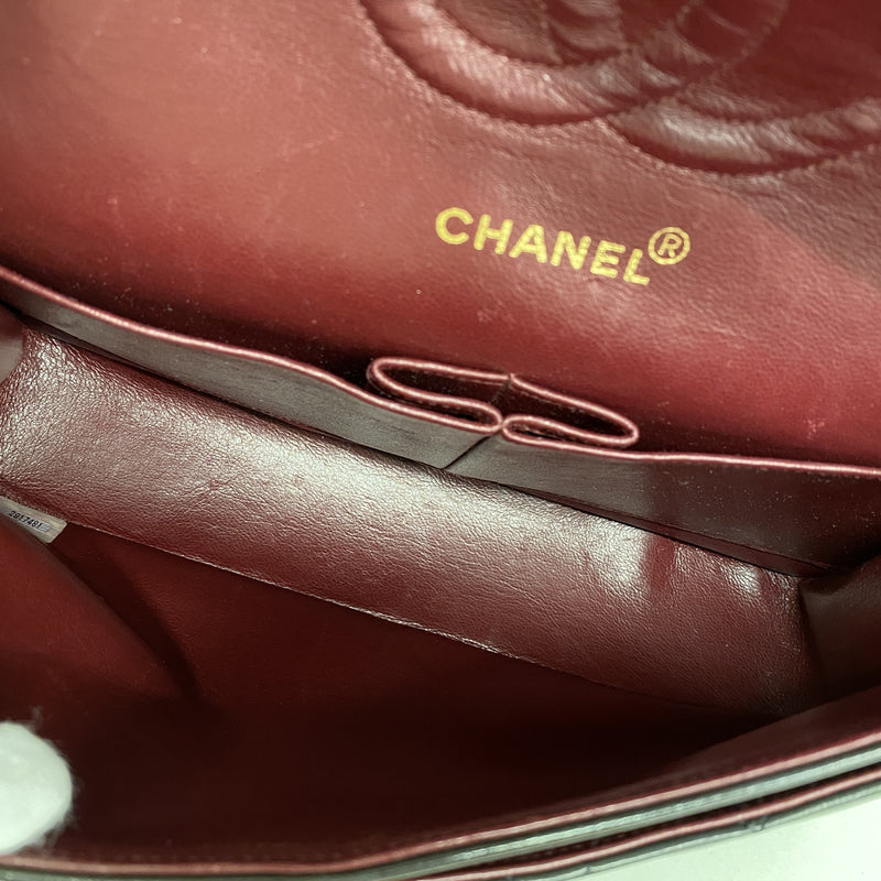 【6ie7172】シャネル ショルダーバッグ マトラッセ Wフラップ Wチェーン ラムスキン ブラック ゴールド金具【中古】レディース