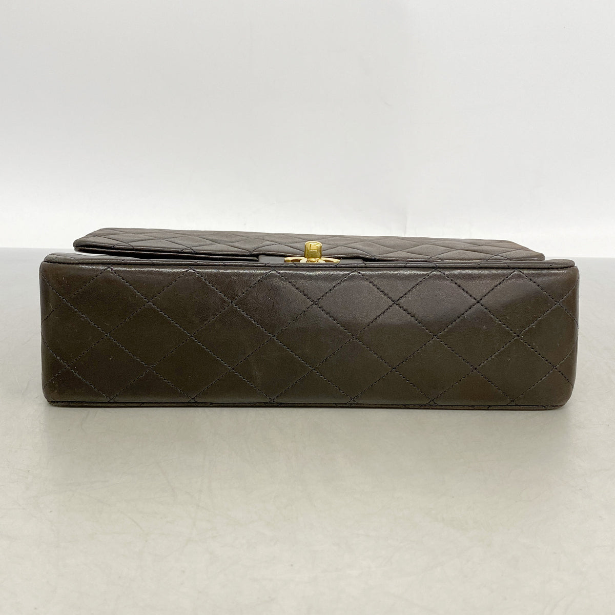 【6ie7172】シャネル ショルダーバッグ マトラッセ Wフラップ Wチェーン ラムスキン ブラック ゴールド金具【中古】レディース