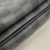 【6ie7204】ルイヴィトン ボディバッグ ダミエ・グラフィット アヴェニュースリングバッグ M45302 ブラック グレー【中古】メンズ