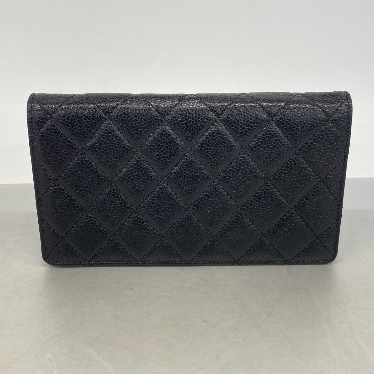 【6ie7207】シャネル 長財布 2.55 キャビアスキン ブラック シルバー金具【中古】レディース
