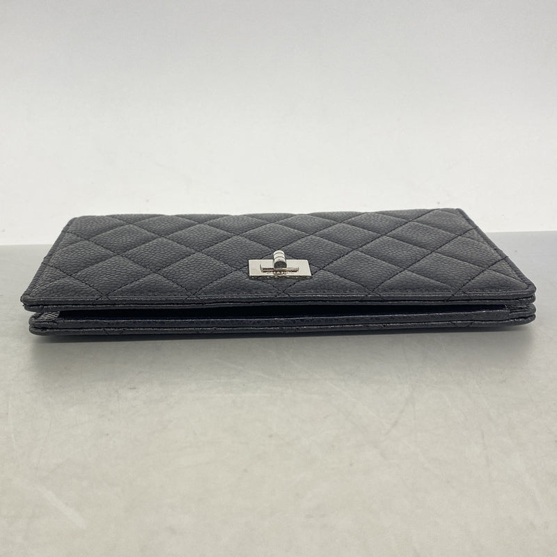 【6ie7207】シャネル 長財布 2.55 キャビアスキン ブラック シルバー金具【中古】レディース