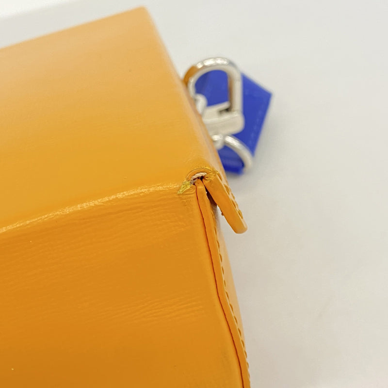 【6ie7219-e】ルイヴィトン ショルダーバッグ LVパッケージング ショッパークラッチ M13984 サフラン【中古】レディース