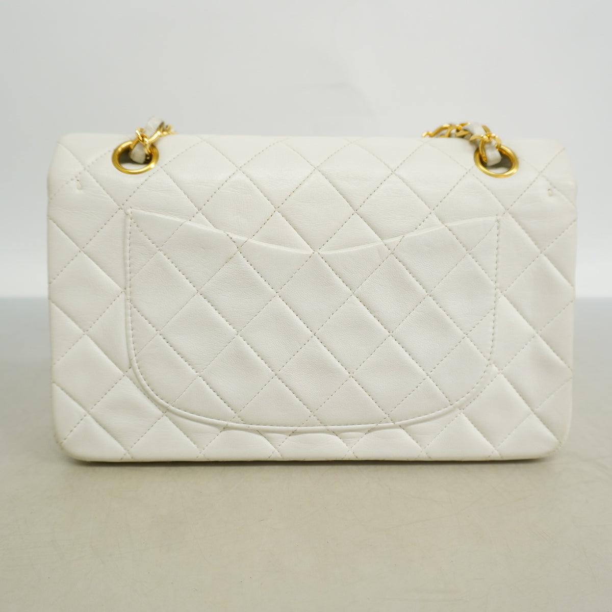 【6ie7278】シャネル ショルダーバッグ マトラッセ Wフラップ Wチェーン ラムスキン ホワイト ゴールド金具【中古】レディース