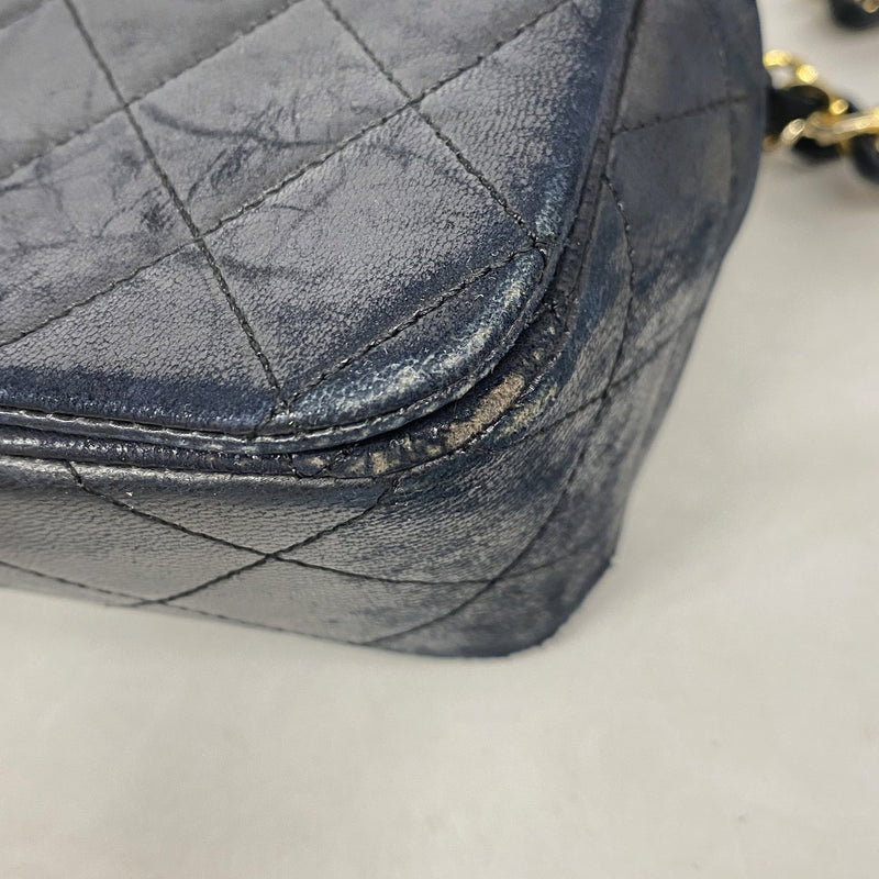 【6ie7283】シャネル ショルダーバッグ マトラッセ チェーンショルダー ラムスキン ブラック ゴールド金具【中古】レディース