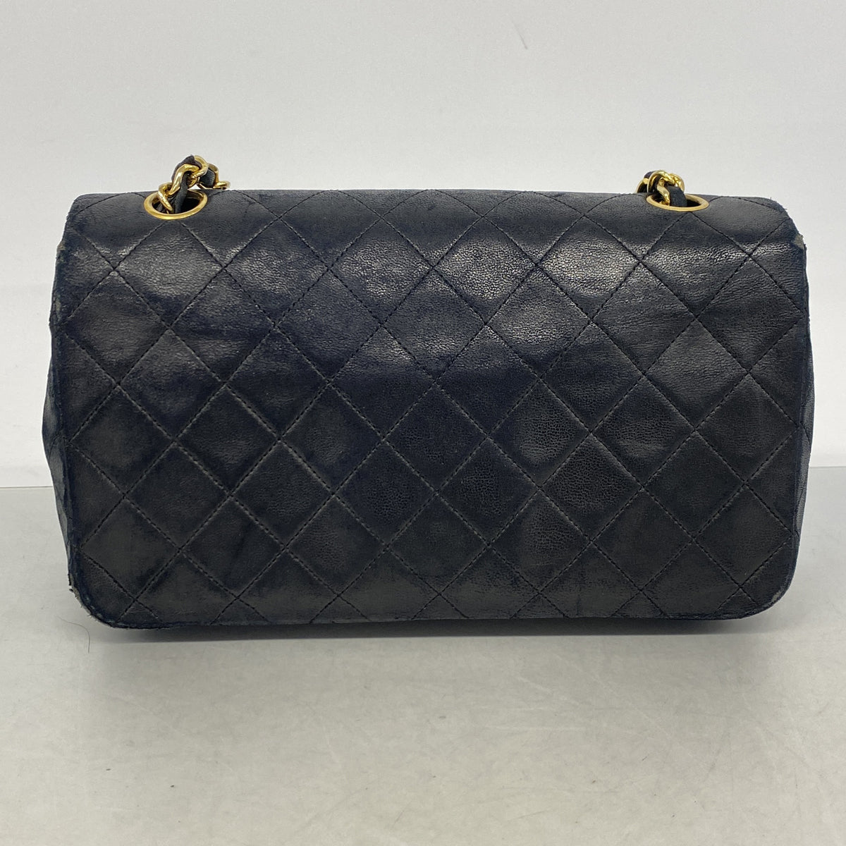 【6ie7283】シャネル ショルダーバッグ マトラッセ チェーンショルダー ラムスキン ブラック ゴールド金具【中古】レディース