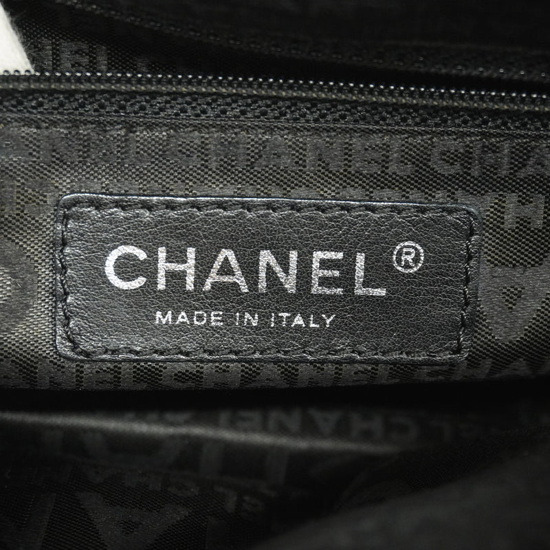 【6ie7296】シャネル ショルダーバッグ チェーンショルダー キャンバス ベージュ ブラック シルバー金具【中古】レディース
