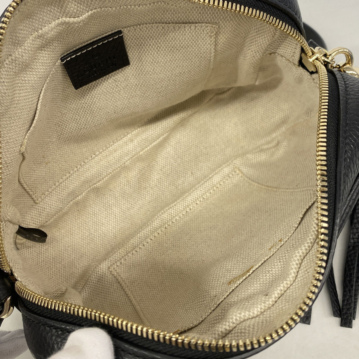 【6ie7347-h】グッチ ショルダーバッグ ソーホー 308364 レザー ブラック シャンパンゴールド金具【中古】レディース