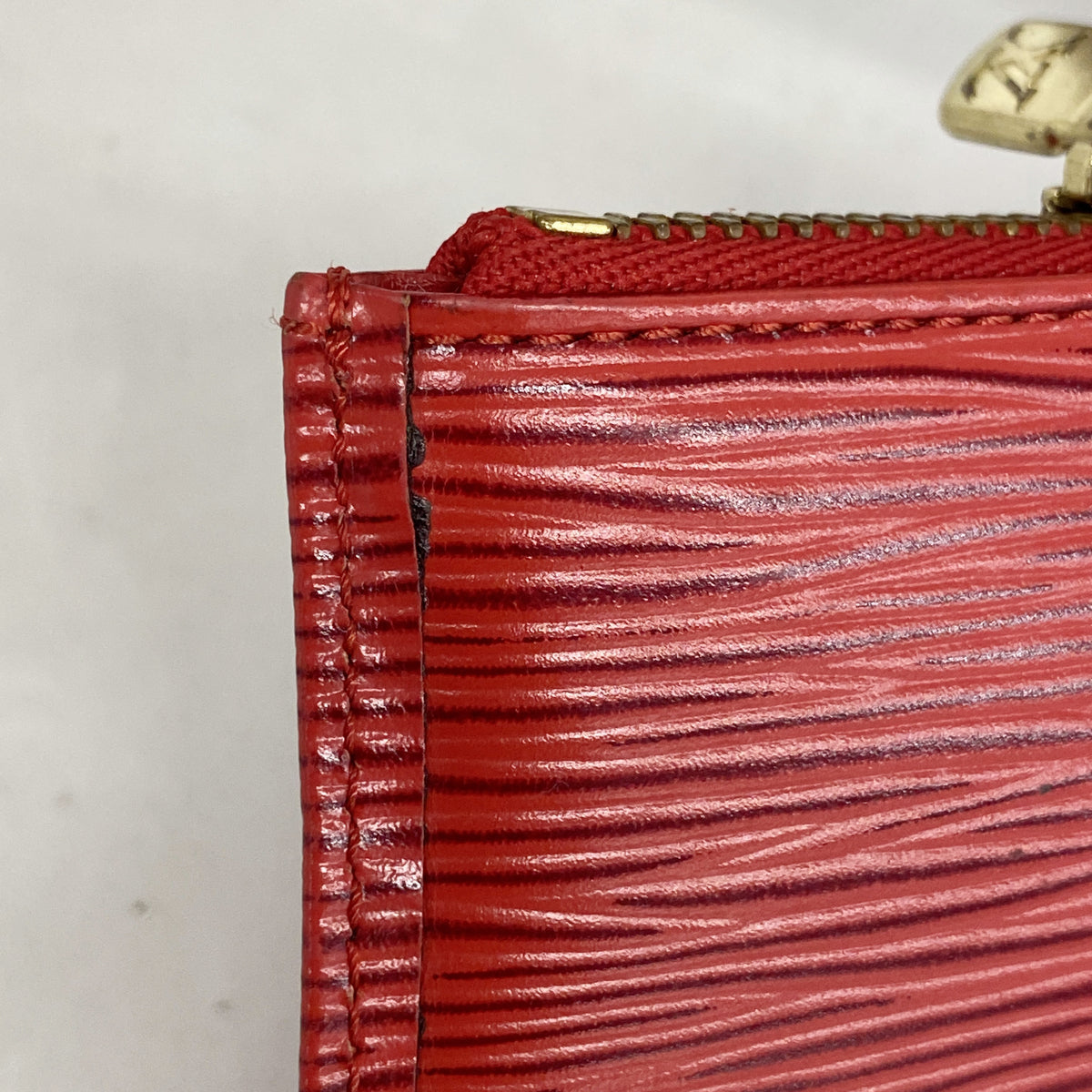 【6ie7364】ルイヴィトン コインケース エピ ポシェットクレ M63807 カスティリアンレッド【中古】メンズ レディース ユニセックス