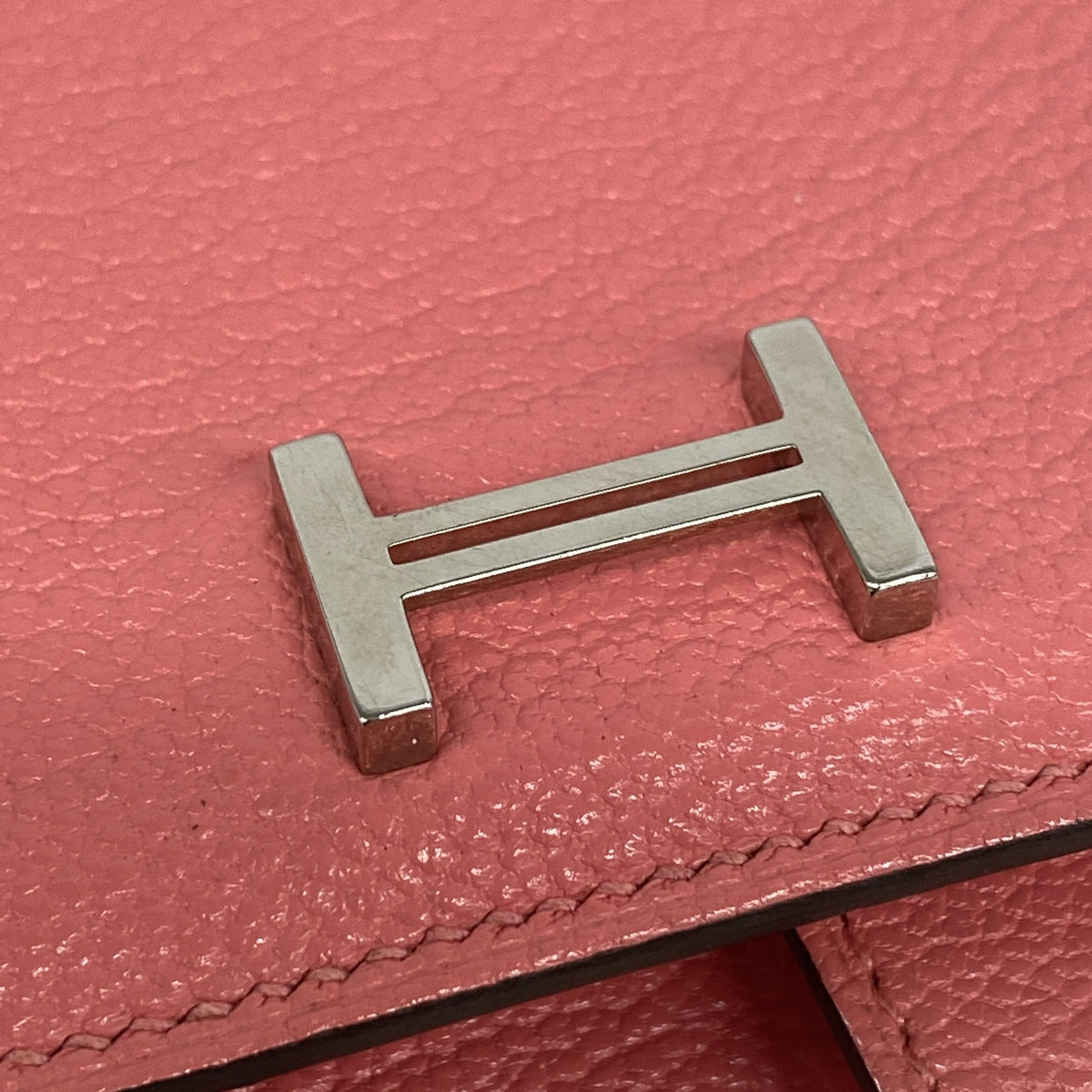 【6ie7368】エルメス カードケース ベアン シェブルミゾル ローズアザレ シルバー金具 D刻印【中古】レディース