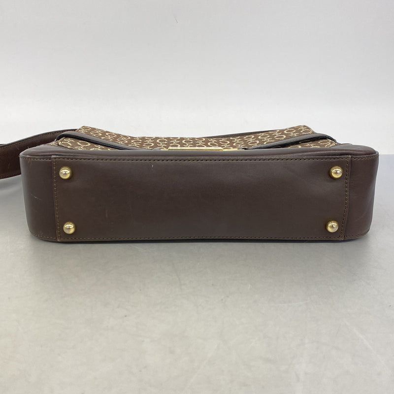 【6ie7371】セリーヌ ショルダーバッグ Cマカダム キャンバス ダークブラウン ベージュ ゴールド金具【中古】レディース