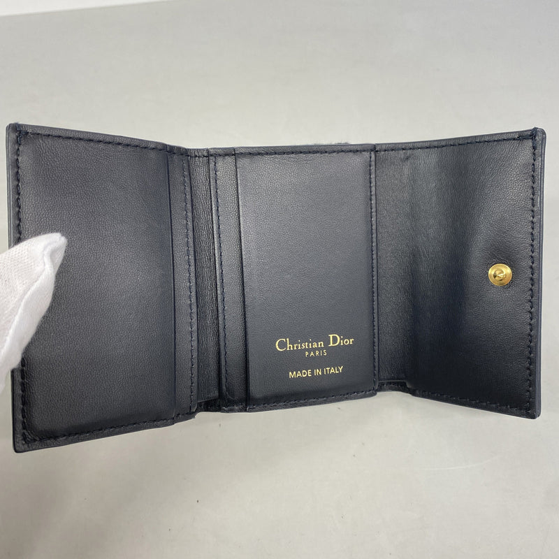 【6ie7381】クリスチャンディオール 三つ折り財布 トロッター キャンバス ネイビー ベージュ ゴールド金具【中古】レディース
