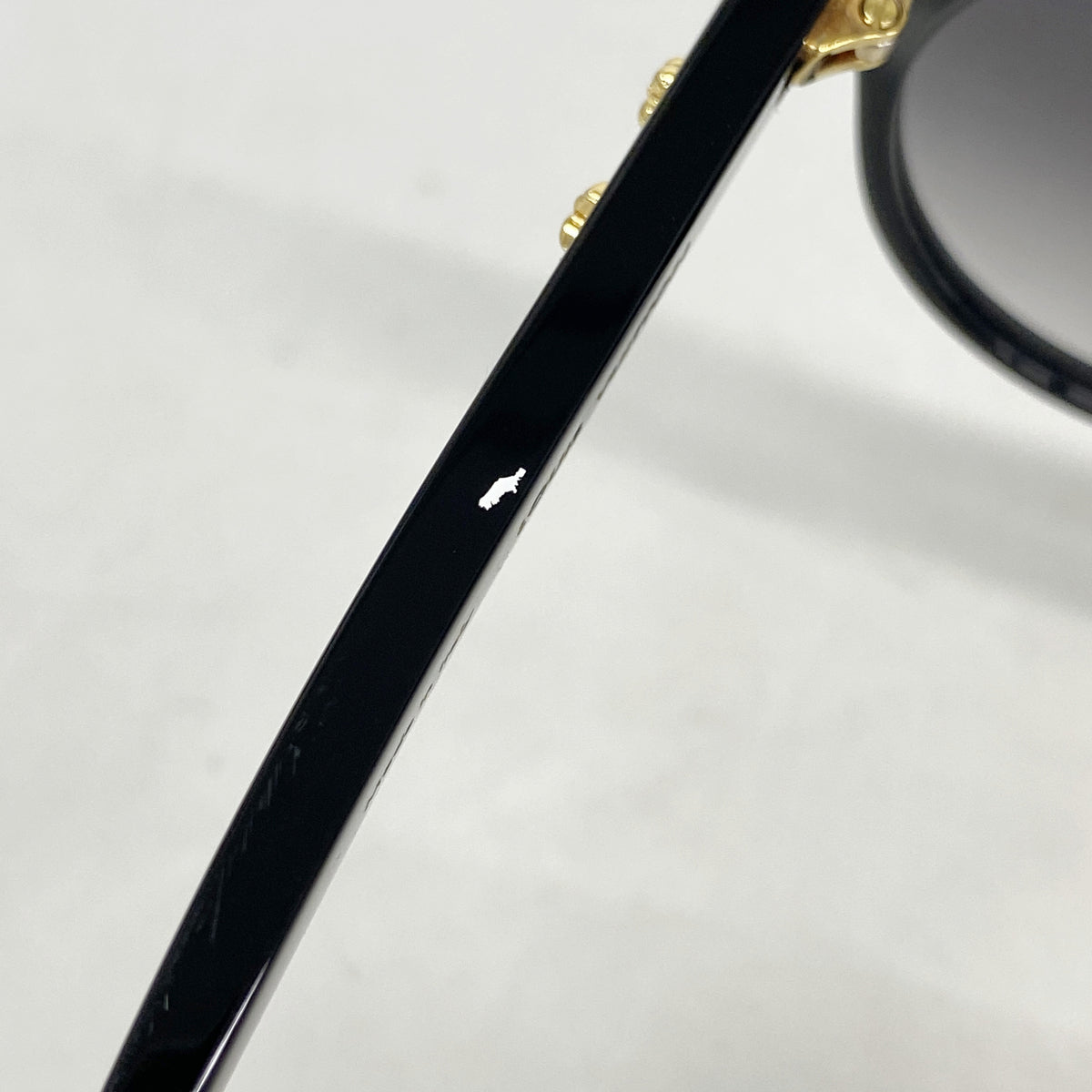 【6ie7389】ルイヴィトン サングラス ミニグラムラウンドサングラス Z2653U ブラック【中古】メンズ レディース ユニセックス